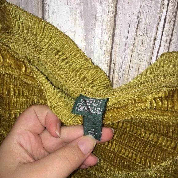 NWT Wild Fable Mustard Velvet Crop - Picture 5 of 5